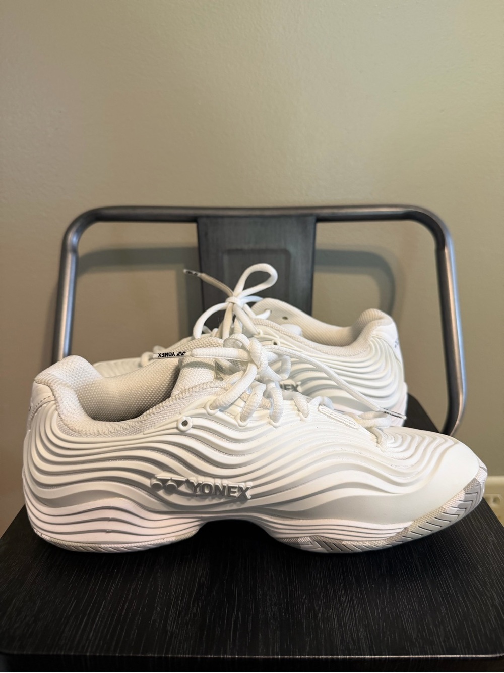 Yonex SHB 210 Women's 7.5 White Indoor Court Shoes Badminton Pickleball - Picture 8 of 16
